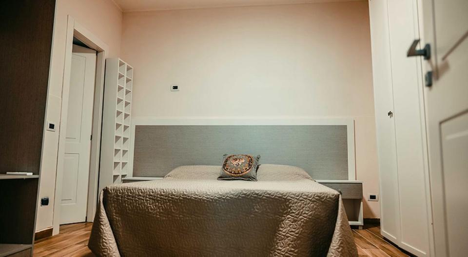 Domus Antica Hotel Санта Мария Капуа Ветере Екстериор снимка